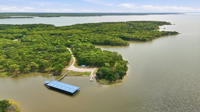 7366 Point Aquarius, Quinlan, TX 76454