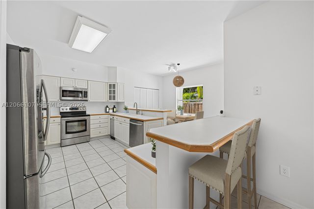 7605 SW 147th St, Palmetto Bay, FL 33158
