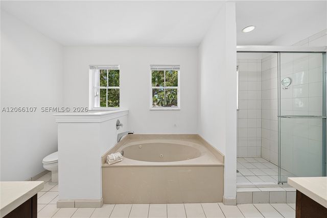 7605 SW 147th St, Palmetto Bay, FL 33158