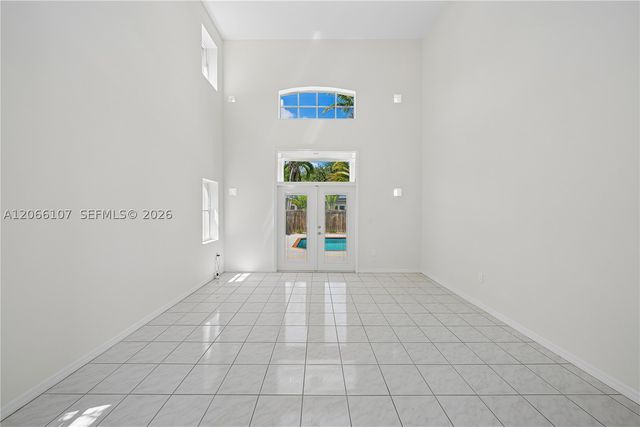 7605 SW 147th St, Palmetto Bay, FL 33158
