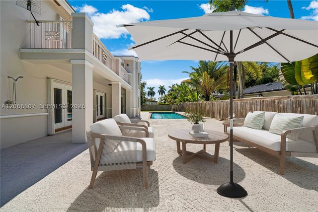 7605 SW 147th St, Palmetto Bay, FL 33158