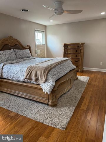 3320 OXON RUN RD SE, Washington, DC 20032