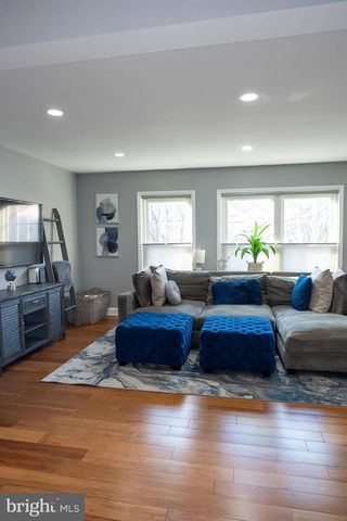 3320 OXON RUN RD SE, Washington, DC 20032