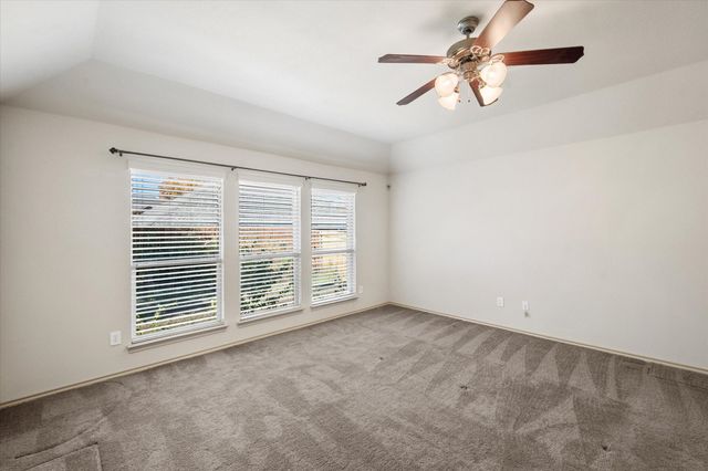 1613 Country Hills Drive, Midlothian, TX 76065