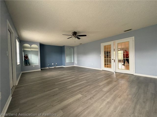 3928 Mendoza Avenue, Sebring, FL 33872