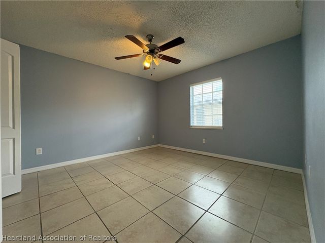 3928 Mendoza Avenue, Sebring, FL 33872