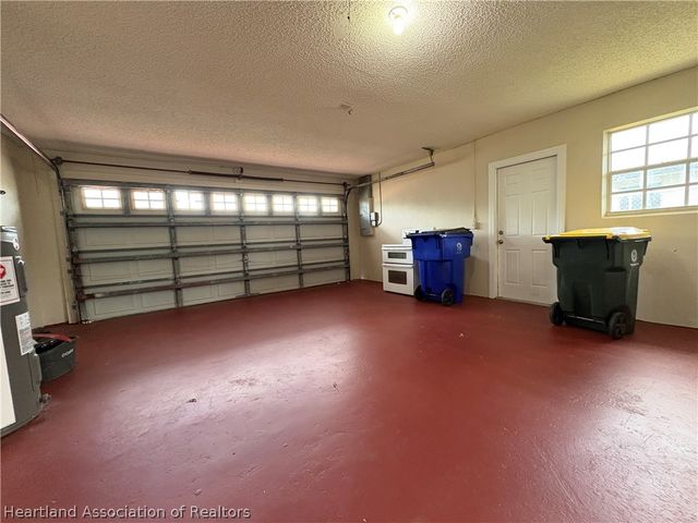 3928 Mendoza Avenue, Sebring, FL 33872