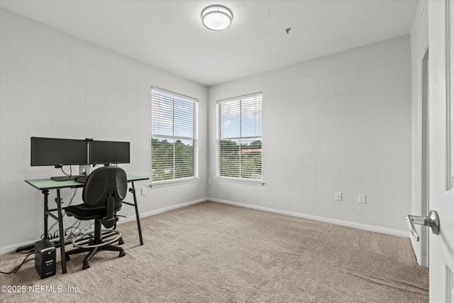 8539 GATE Parkway W 131, Jacksonville, FL 32216