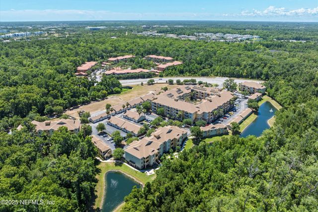 8539 GATE Parkway W 131, Jacksonville, FL 32216