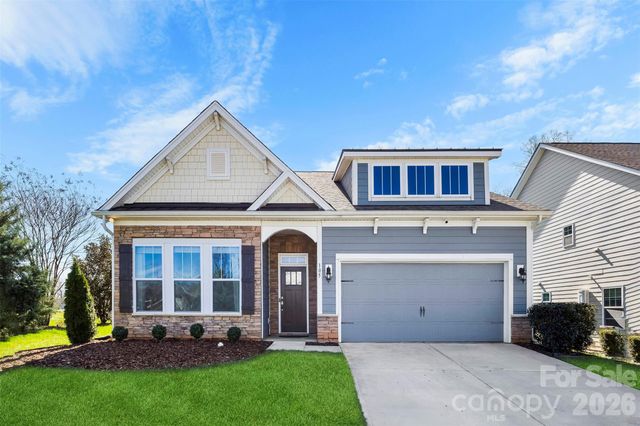 105 W Northstone Road, Mooresville, NC 28115