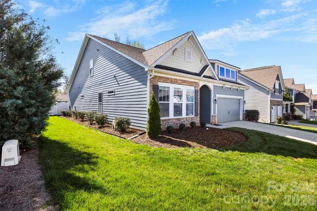 105 W Northstone Road, Mooresville, NC 28115