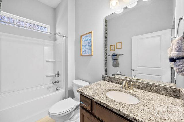 105 W Northstone Road, Mooresville, NC 28115