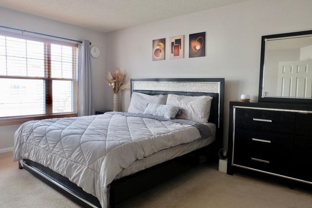 1646 Liberty Circle, Shakopee, MN 55379