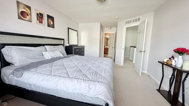 1646 Liberty Circle, Shakopee, MN 55379