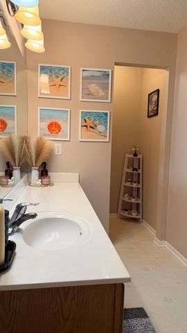 1646 Liberty Circle, Shakopee, MN 55379