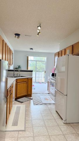 1646 Liberty Circle, Shakopee, MN 55379