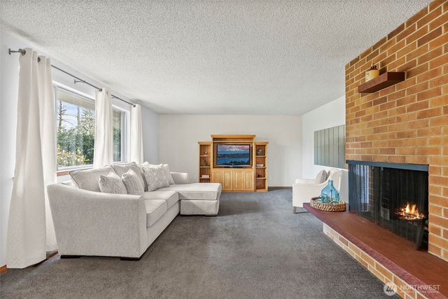 10425 123rd Street Ct E, Puyallup, WA 98374