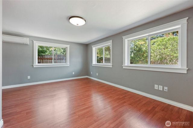 11636 25th Avenue SE, Olympia, WA 98513