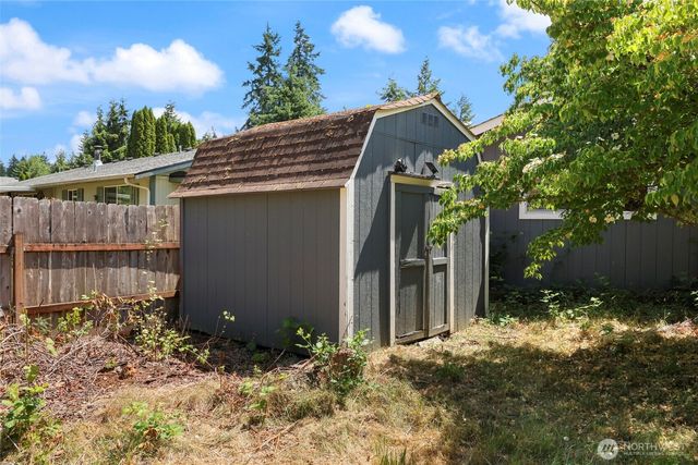 11636 25th Avenue SE, Olympia, WA 98513