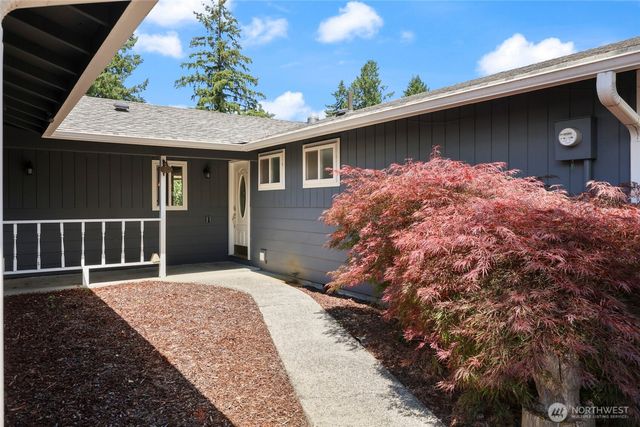 11636 25th Avenue SE, Olympia, WA 98513