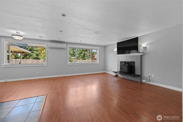 11636 25th Avenue SE, Olympia, WA 98513