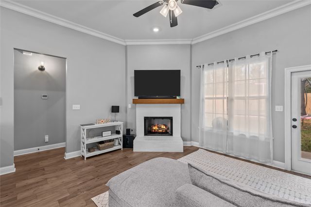 619 Lessie Drive, Stonewall, LA 71078