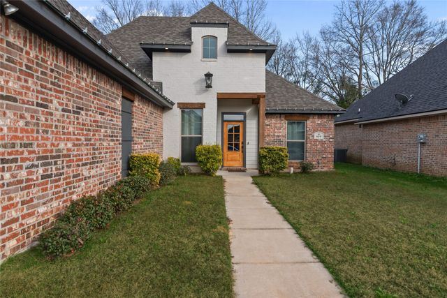 619 Lessie Drive, Stonewall, LA 71078