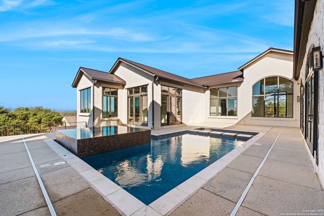 8006 Crown Terrace, Boerne, TX 78015