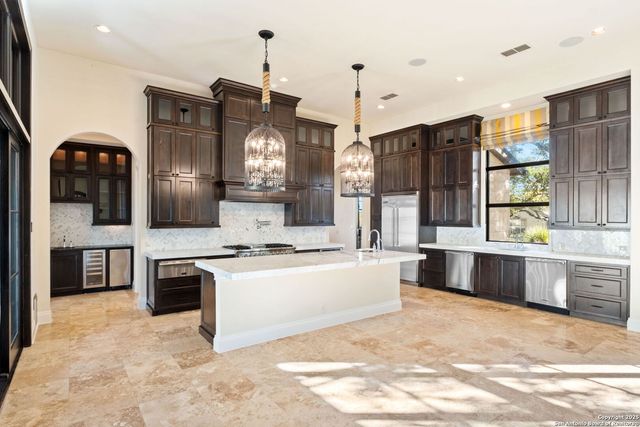 8006 Crown Terrace, Boerne, TX 78015