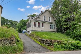 631 Chestnut St, Athol, MA 01331