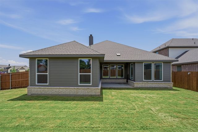 3415 Helena Street, Gainesville, TX 76240