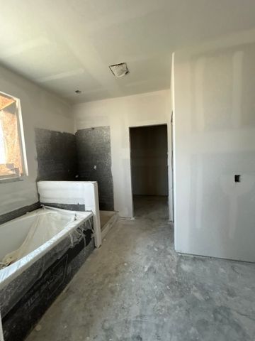 3415 Helena Street, Gainesville, TX 76240