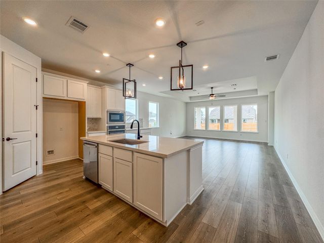 127 Pigeon River RD, Kyle, TX 78640