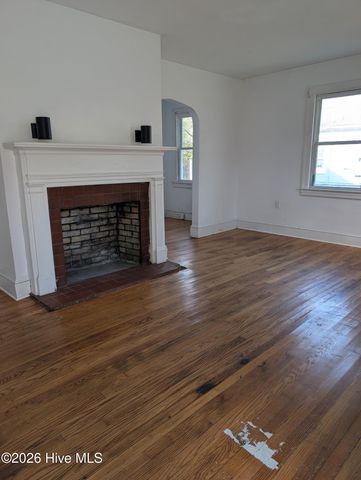 410 Academy Street E, Wilson, NC 27893