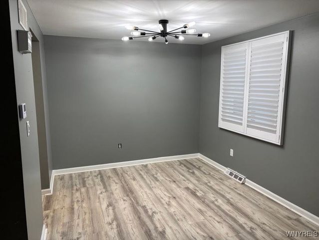 120 Charter Oaks Drive 1, Amherst, NY 14228