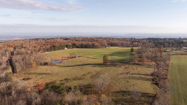 136 Golf Course Road, Menlo, GA 30731