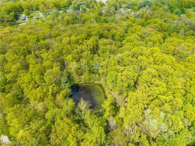 6066 Case Road, North Ridgeville, OH 44039