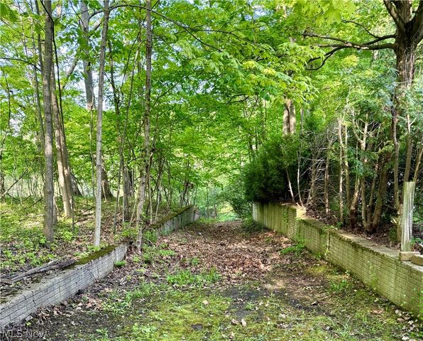 6066 Case Road, North Ridgeville, OH 44039