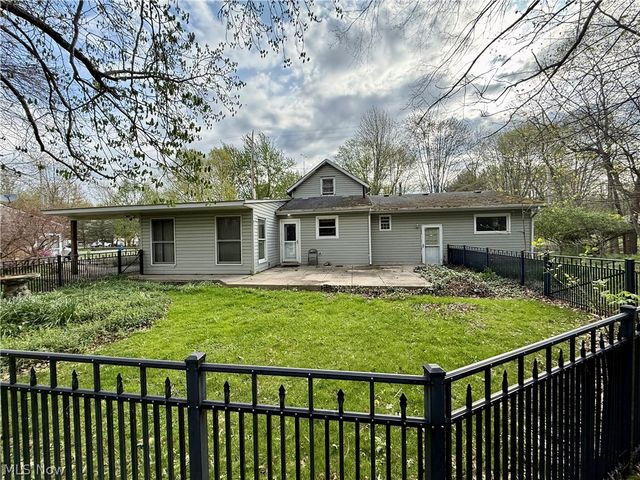 6066 Case Road, North Ridgeville, OH 44039