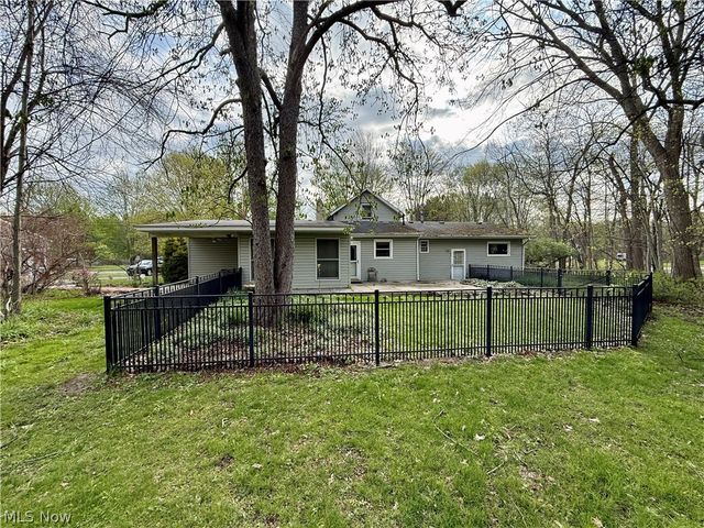 6066 Case Road, North Ridgeville, OH 44039