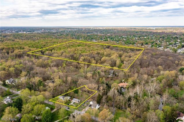 6066 Case Road, North Ridgeville, OH 44039