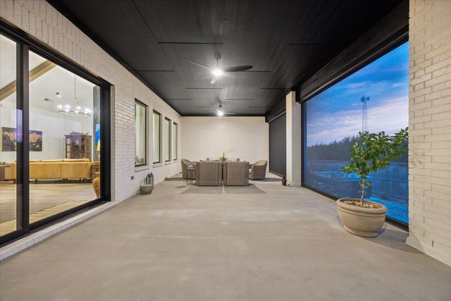 437 Trabuco BND, Liberty Hill, TX 78642