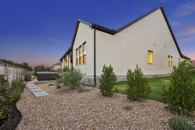 437 Trabuco BND, Liberty Hill, TX 78642