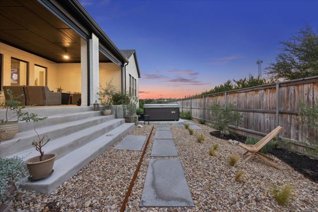 437 Trabuco BND, Liberty Hill, TX 78642
