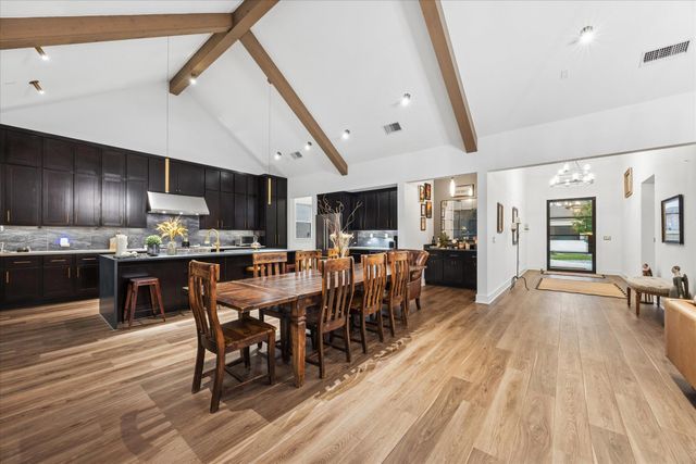 437 Trabuco BND, Liberty Hill, TX 78642