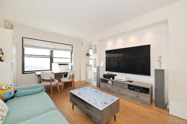 99-05 63rd Drive 14O, Rego Park, NY 11374