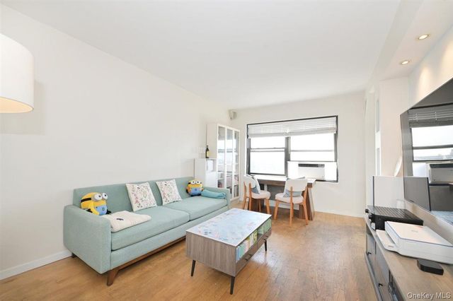 99-05 63rd Drive 14O, Rego Park, NY 11374