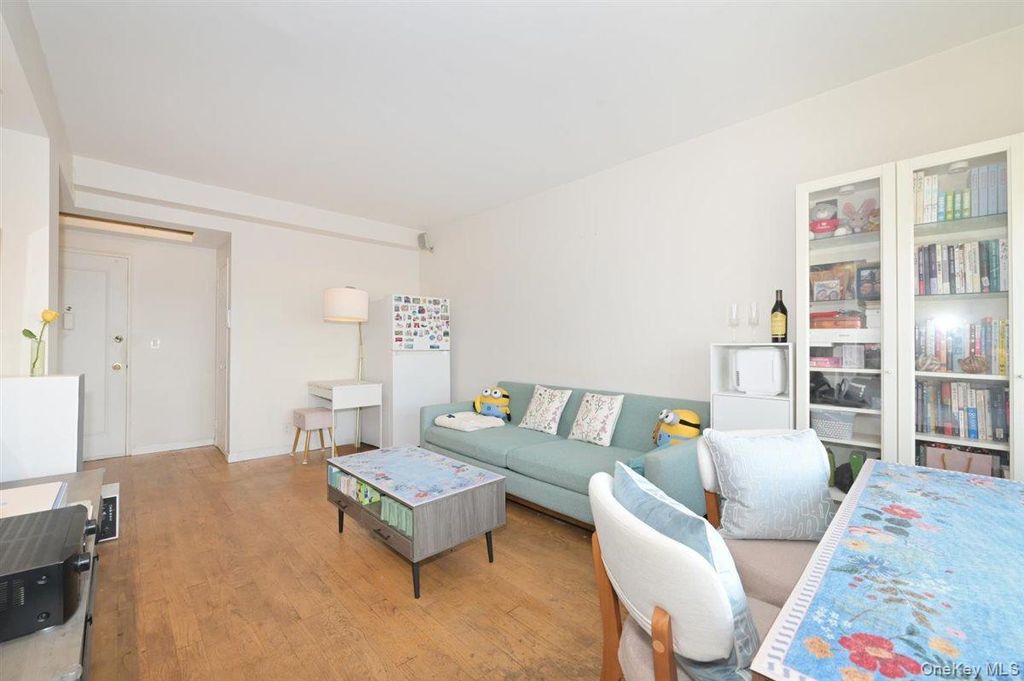 99-05 63rd Drive 14O, Rego Park, NY 11374