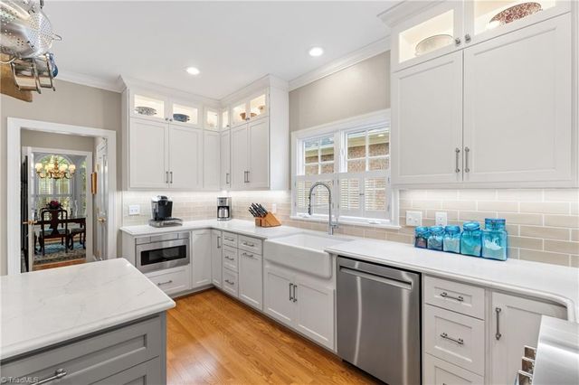 445 Burkes Crossing Drive, Winston-salem, NC 27104