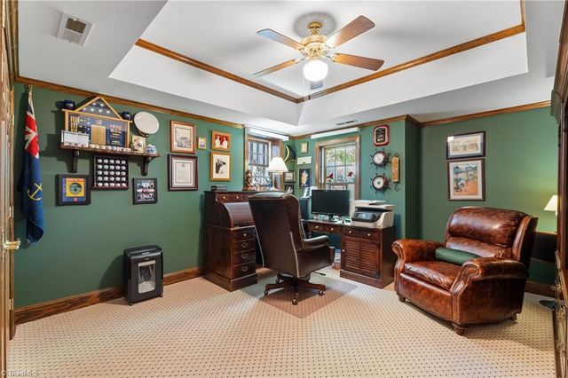 445 Burkes Crossing Drive, Winston-salem, NC 27104